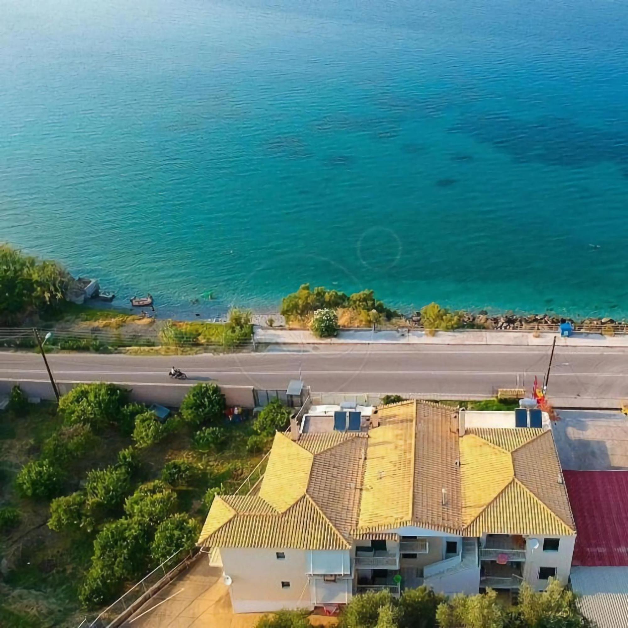 Derveni Seaside Apartments "Penthouse" Kültér fotó